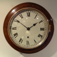 Small dial clock