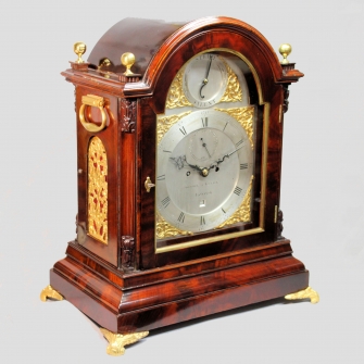 A superb and magnificent Georgian mahogany bracket clock by Gravell & Tolkien, London. Circa 179