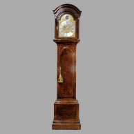 A good walnut cased, 8 day, moonphase, English Longcase clock by Thomas Vernon, London. Circa 1725.